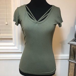 Hollister Green Tee shirt